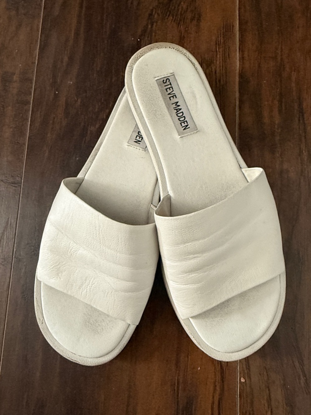 Steve Madden Cream Leather Slide Sandals